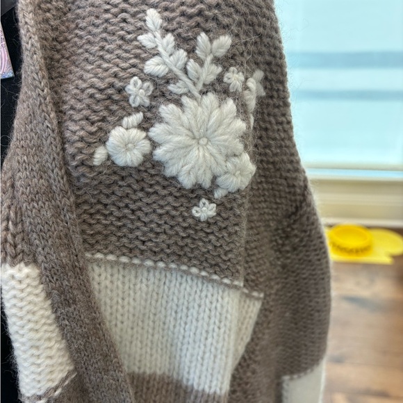 Johnny Was Alpaca Brown and Cream Women's Sweater - Picture 7 of 12